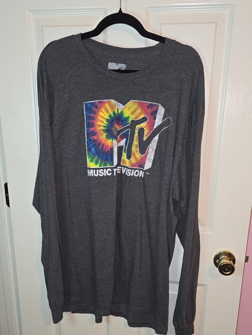 MTV Tie-Dye Logo Long Sleeve Tee in Charcoal Gray